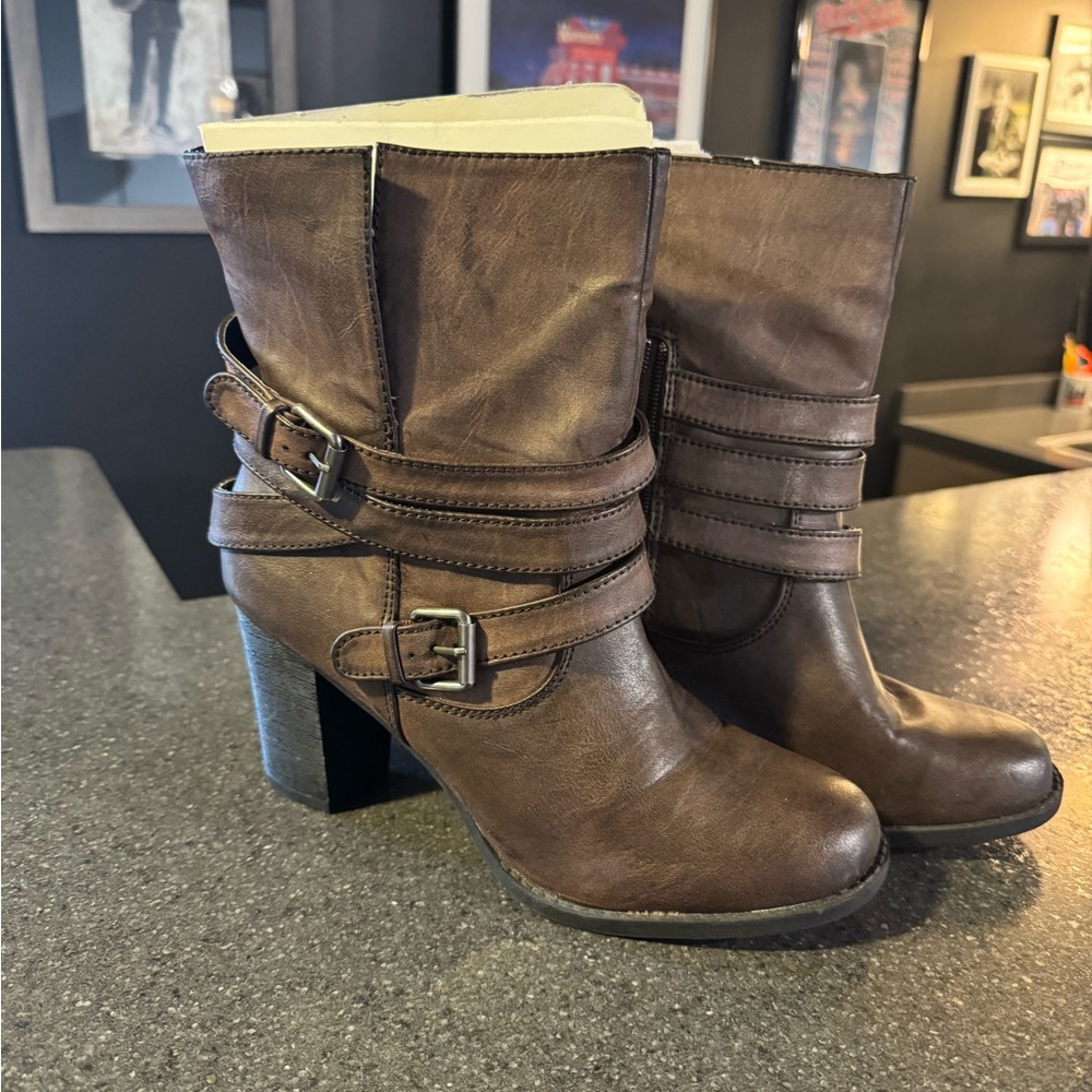 🤎 Roma Brown Heeled Boots with Buckle Detail 🤎